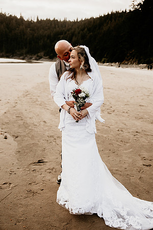 Kacey-Short-Sand-Beach-Tillamook-Oregon-Elopement (78 of 128)