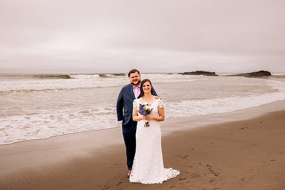 Joe-inn-at-spanish-head-lincoln-city-oregon-wedding-66