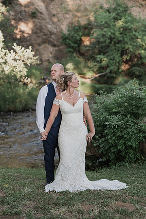 Derrick-Kenzie-Navarra-Gardens-Willamina-Oregon-Wedding-Photos (324 of 436)