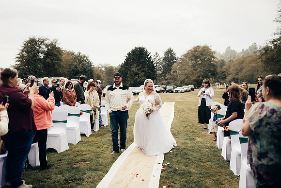 Marie-Jerry-Neskowin-Wedding-Oregon-5