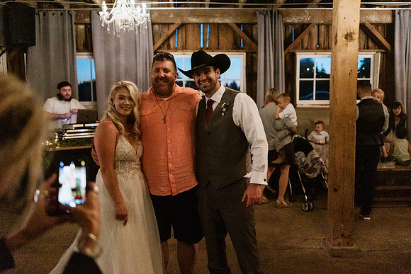 Gage-Mckayla-Adeline-Farm-Wedding-Photos-2021-1240