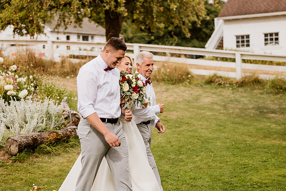 Gage-Mckayla-Adeline-Farm-Wedding-Photos-2021-9096
