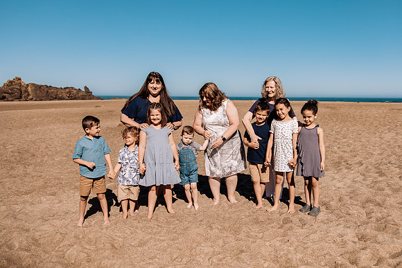 Megan-Fogarty-Creek-Oregon-Family-Photos-2022 (107 of 74)