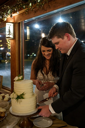 Tyler-Brittani-Lake-Priest-Idaho-Winter-Snow-Wedding-2021-04499
