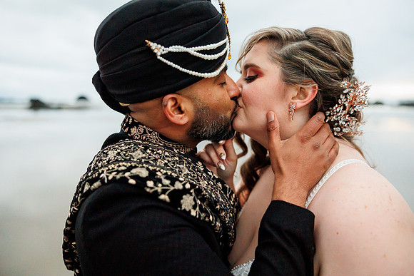 Tandi-Bobby-Seal-Rock-Oregon-Intimate-Elopement-photos-1165