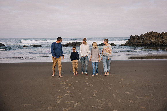 Family-Photos-2024-Lincoln-City-Oregon--15