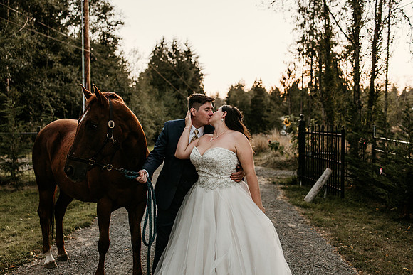 Connor-Cierra-Ranier-Washington-Barn-Rustic-Wedding-Washington-Wedding-Photos-0701
