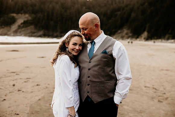 Kacey-Short-Sand-Beach-Tillamook-Oregon-Elopement (75 of 128)