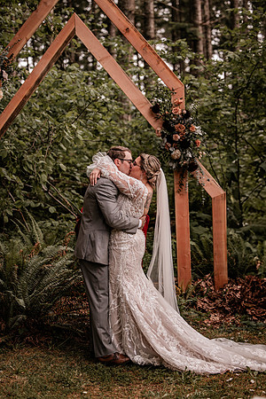Mark-Darian-Peck-2024-Wedding-Photos-ceremony (40 of 45)