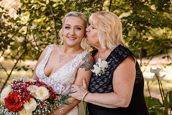 Sham-Carly-Wedding-North Bend-Oregon-photos=2022 (96 of 159)