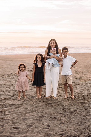 Belinda-Neskowin-Oregon-Family-Photos-2025 (40 of 57)