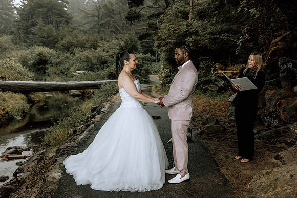 John-Michelle-Elopement-Oregon-Coast-Photos (34 of 76)