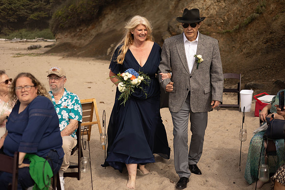 John-Brenda-Depoe-Bay-Elopement (16 of 151)