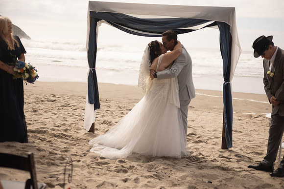 John-Brenda-Depoe-Bay-Elopement (53 of 151)