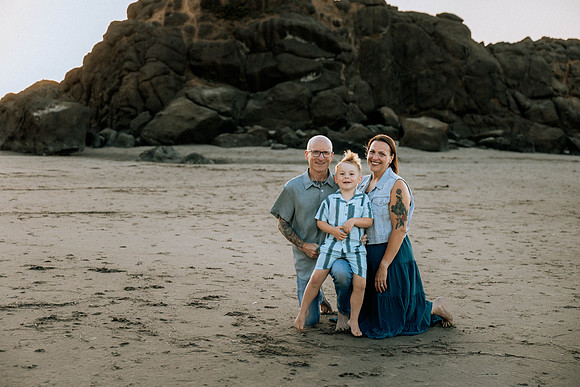 John-Brenda-Depoe-Bay-Elopement (12 of 36)