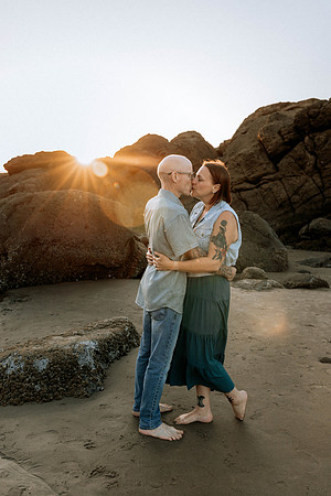 John-Brenda-Depoe-Bay-Elopement (20 of 36)