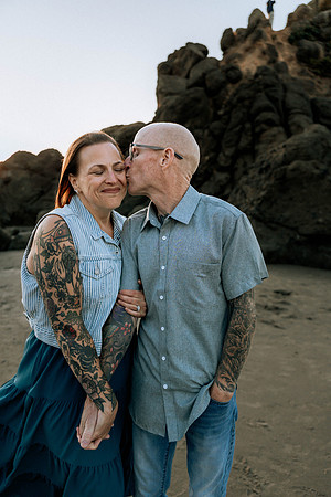 John-Brenda-Depoe-Bay-Elopement (30 of 36)