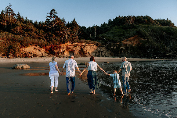 John-Brenda-Depoe-Bay-Elopement (31 of 36)