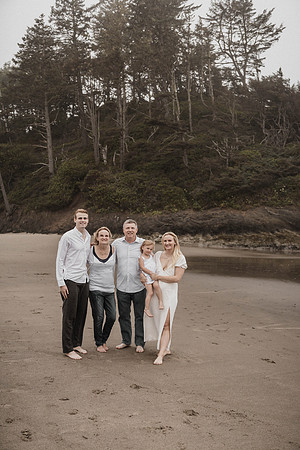 Kayla-Neskowin-Family-Photos-Oregon-2025 (6 of 37)