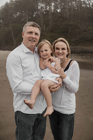 Kayla-Neskowin-Family-Photos-Oregon-2025 (7 of 37)