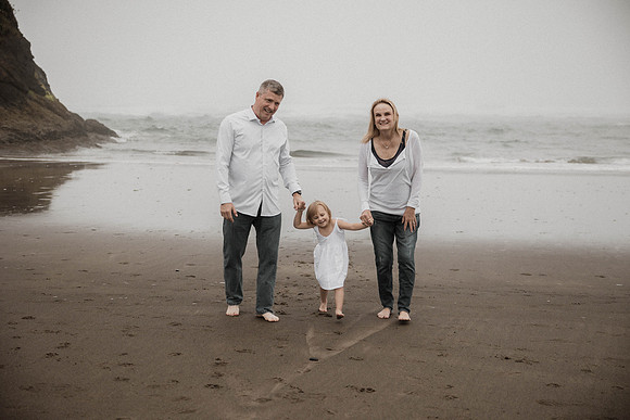Kayla-Neskowin-Family-Photos-Oregon-2025 (11 of 37)