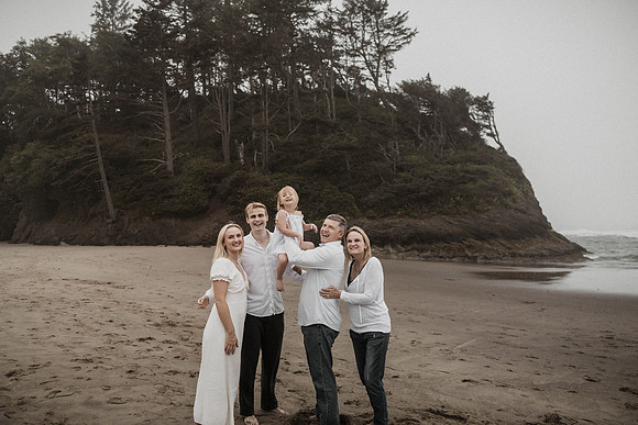 Kayla-Neskowin-Family-Photos-Oregon-2025 (23 of 37)