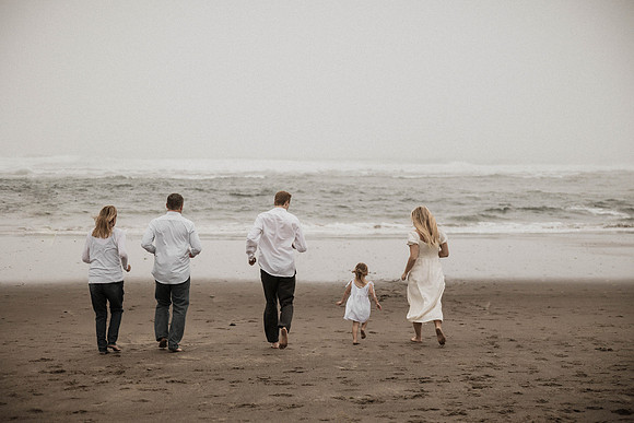 Kayla-Neskowin-Family-Photos-Oregon-2025 (24 of 37)