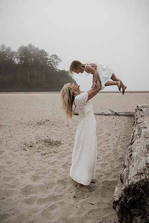Kayla-Neskowin-Family-Photos-Oregon-2025 (29 of 37)