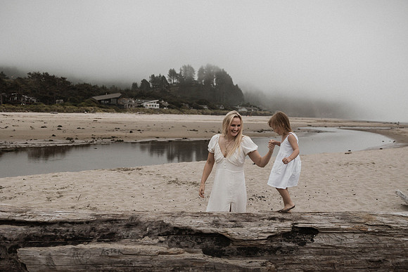 Kayla-Neskowin-Family-Photos-Oregon-2025 (27 of 37)