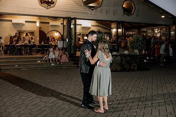 David-Kayla-Wedding-Photos- (29 of 107)