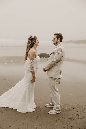 Madeline-Sean-Elopement-Fogarty-Creek-Depoe-Bay-oregon-Photos (15 of 122)
