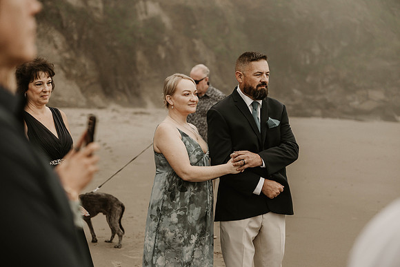 Madeline-Sean-Elopement-Fogarty-Creek-Depoe-Bay-oregon-Photos (18 of 122)