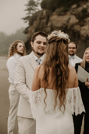 Madeline-Sean-Elopement-Fogarty-Creek-Depoe-Bay-oregon-Photos (20 of 122)