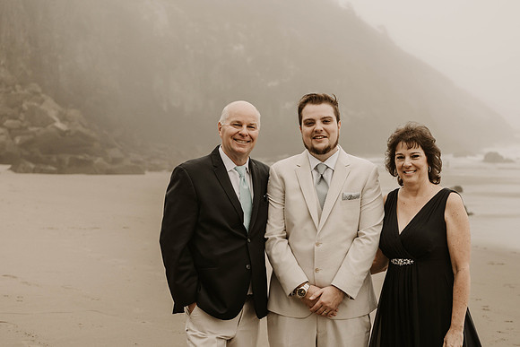 Madeline-Sean-Elopement-Fogarty-Creek-Depoe-Bay-oregon-Photos (49 of 122)