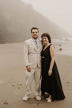 Madeline-Sean-Elopement-Fogarty-Creek-Depoe-Bay-oregon-Photos (50 of 122)