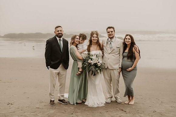 Madeline-Sean-Elopement-Fogarty-Creek-Depoe-Bay-oregon-Photos (53 of 122)