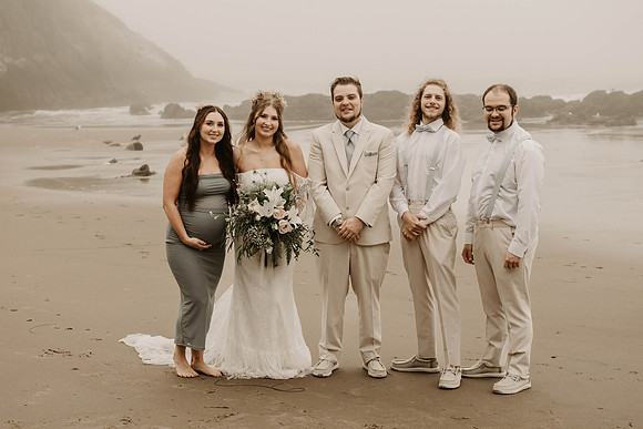 Madeline-Sean-Elopement-Fogarty-Creek-Depoe-Bay-oregon-Photos (67 of 122)