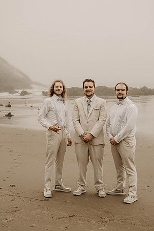 Madeline-Sean-Elopement-Fogarty-Creek-Depoe-Bay-oregon-Photos (68 of 122)