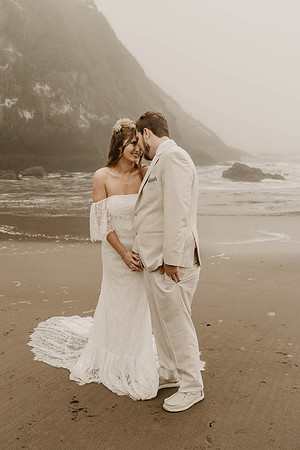Madeline-Sean-Elopement-Fogarty-Creek-Depoe-Bay-oregon-Photos (80 of 122)