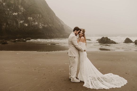 Madeline-Sean-Elopement-Fogarty-Creek-Depoe-Bay-oregon-Photos (88 of 122)