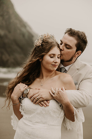 Madeline-Sean-Elopement-Fogarty-Creek-Depoe-Bay-oregon-Photos (101 of 122)