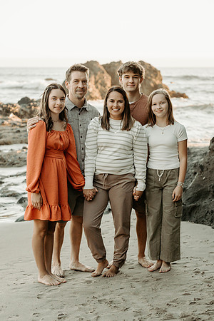 Carly-Oregon-Family-Photos-2025 (5 of 33)