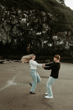 Javen-Aliyah-Oregon-Engagement-Photos-Depoe-Bay (1 of 59)