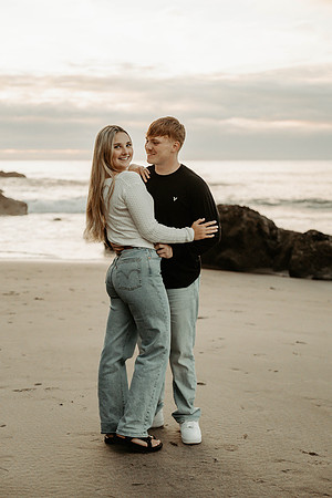 Javen-Aliyah-Oregon-Engagement-Photos-Depoe-Bay (10 of 59)