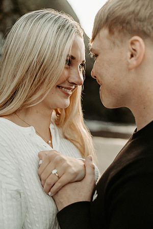 Javen-Aliyah-Oregon-Engagement-Photos-Depoe-Bay (12 of 59)