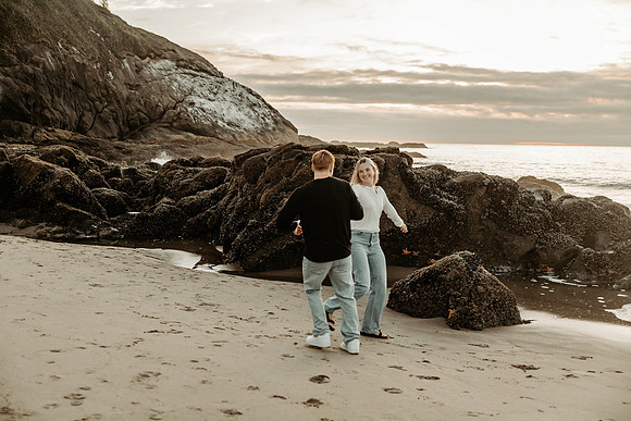 Javen-Aliyah-Oregon-Engagement-Photos-Depoe-Bay (22 of 59)