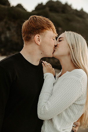 Javen-Aliyah-Oregon-Engagement-Photos-Depoe-Bay (27 of 59)