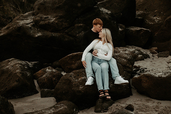 Javen-Aliyah-Oregon-Engagement-Photos-Depoe-Bay (32 of 59)