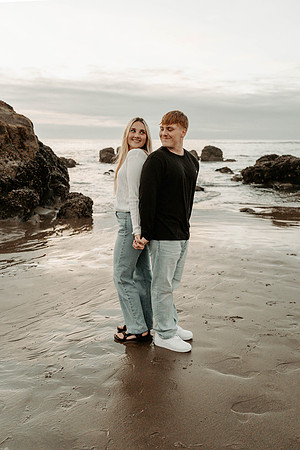 Javen-Aliyah-Oregon-Engagement-Photos-Depoe-Bay (33 of 59)