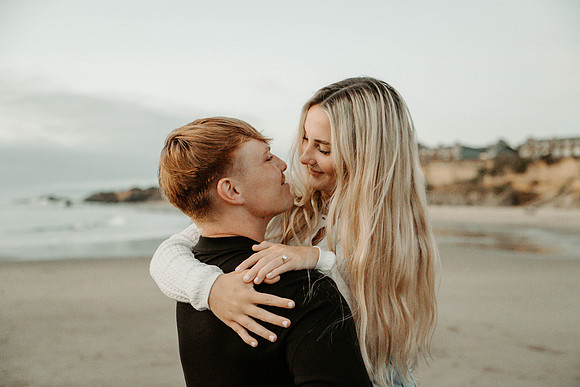 Javen-Aliyah-Oregon-Engagement-Photos-Depoe-Bay (44 of 59)